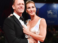 Роза Караччиоло / Rosa Caracciolo

Rózsa Tassi

Рокко Сиффреди / Rocco Siffredi

Rocco Antonio Tano